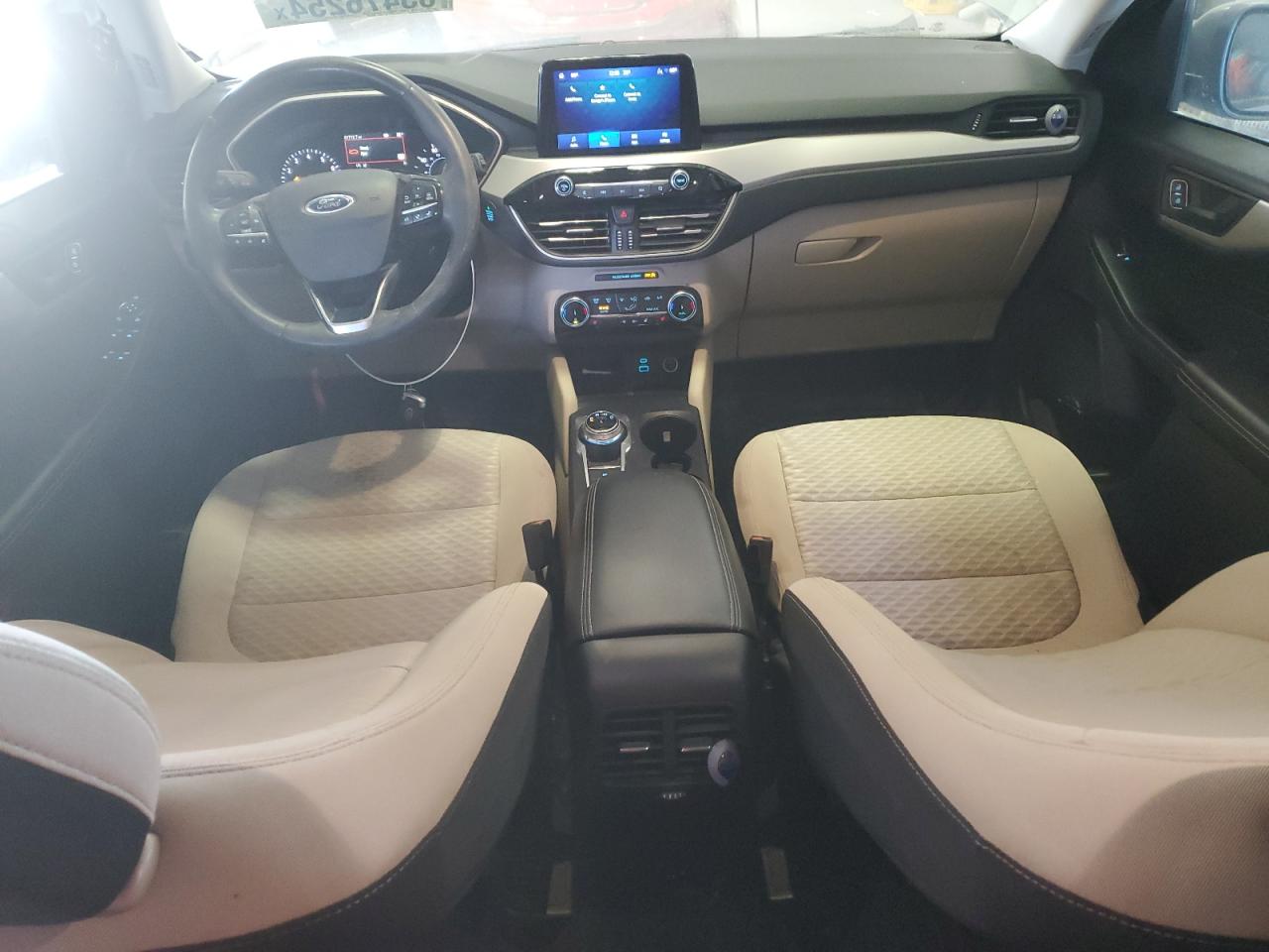2022 Ford Escape - Image 8