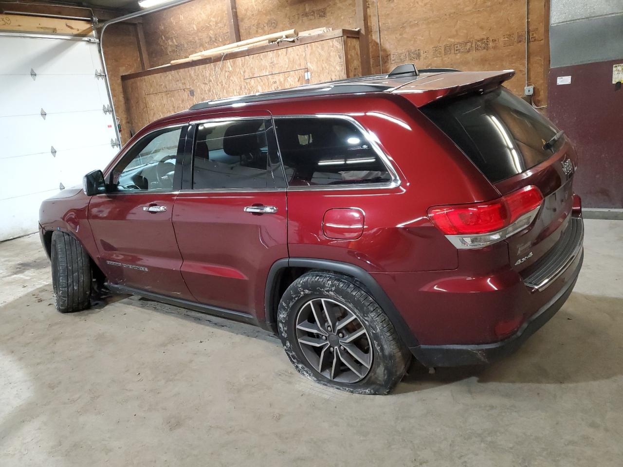 2019 Jeep Grand Cherokee - Image 2