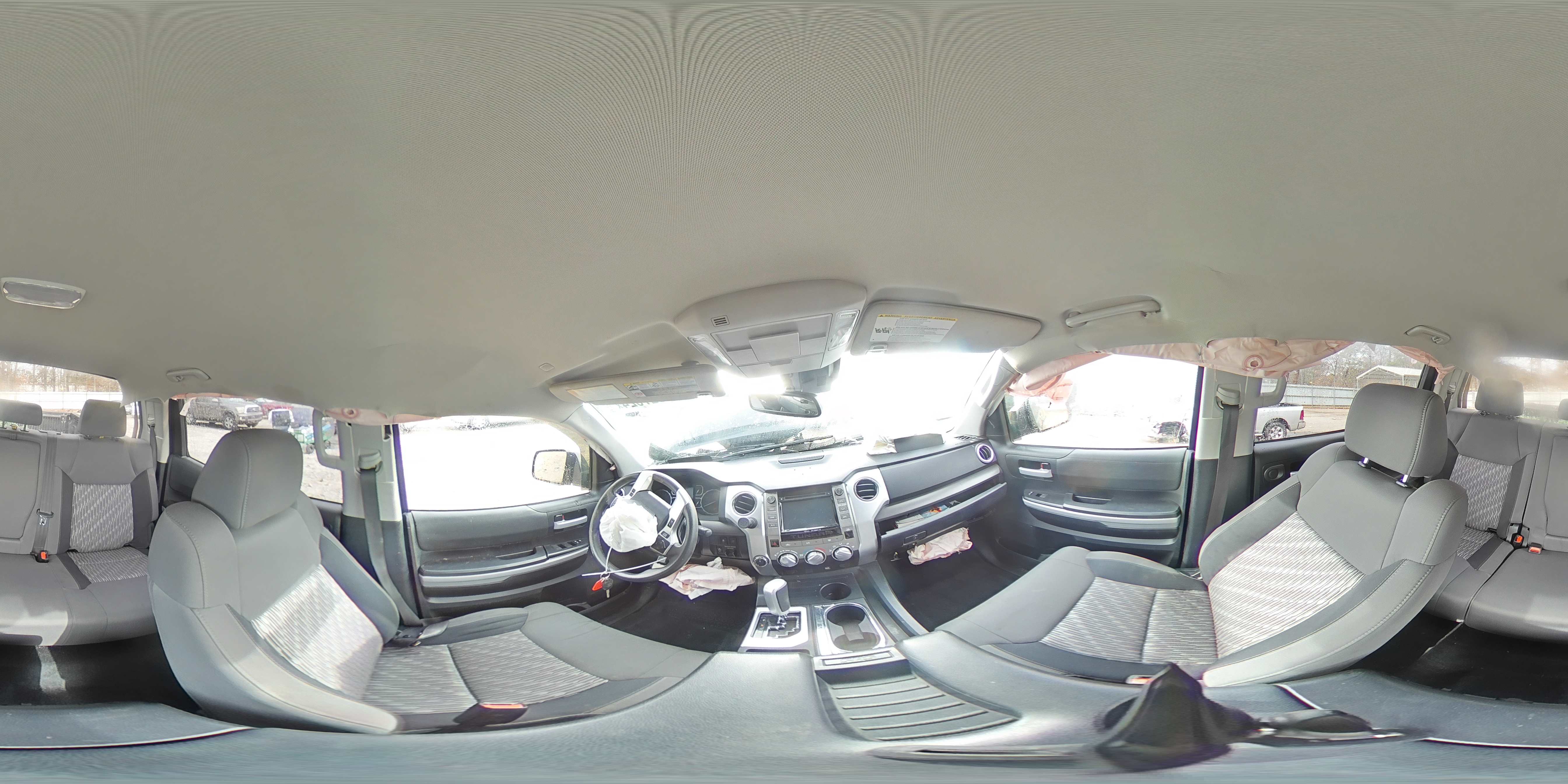 2019 Toyota Tundra - Image 14