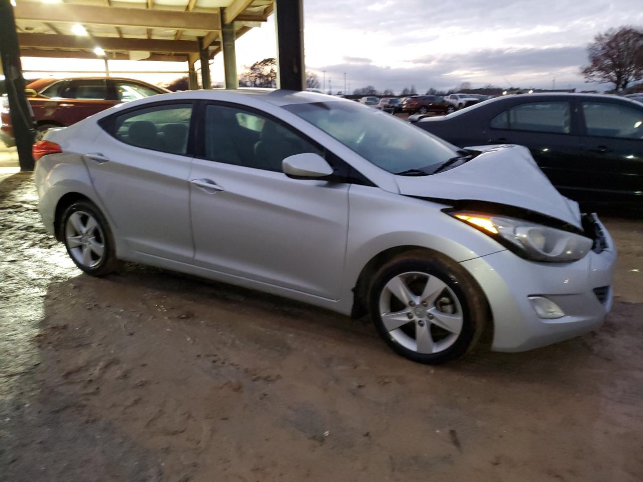 VIN 5NPDH4AE8DH291271 2013 HYUNDAI ELANTRA no.4