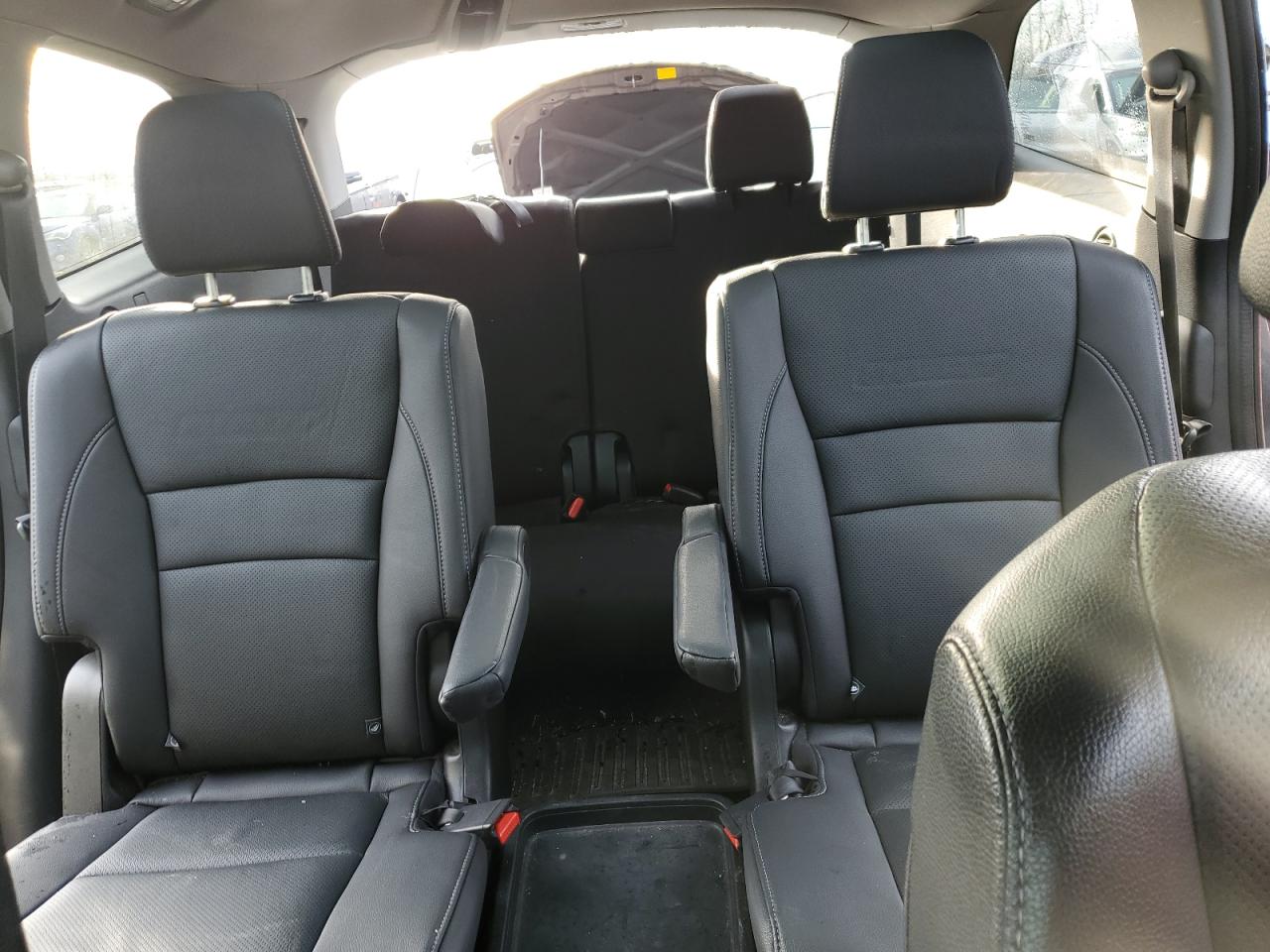 2016 Honda Pilot - Image 10
