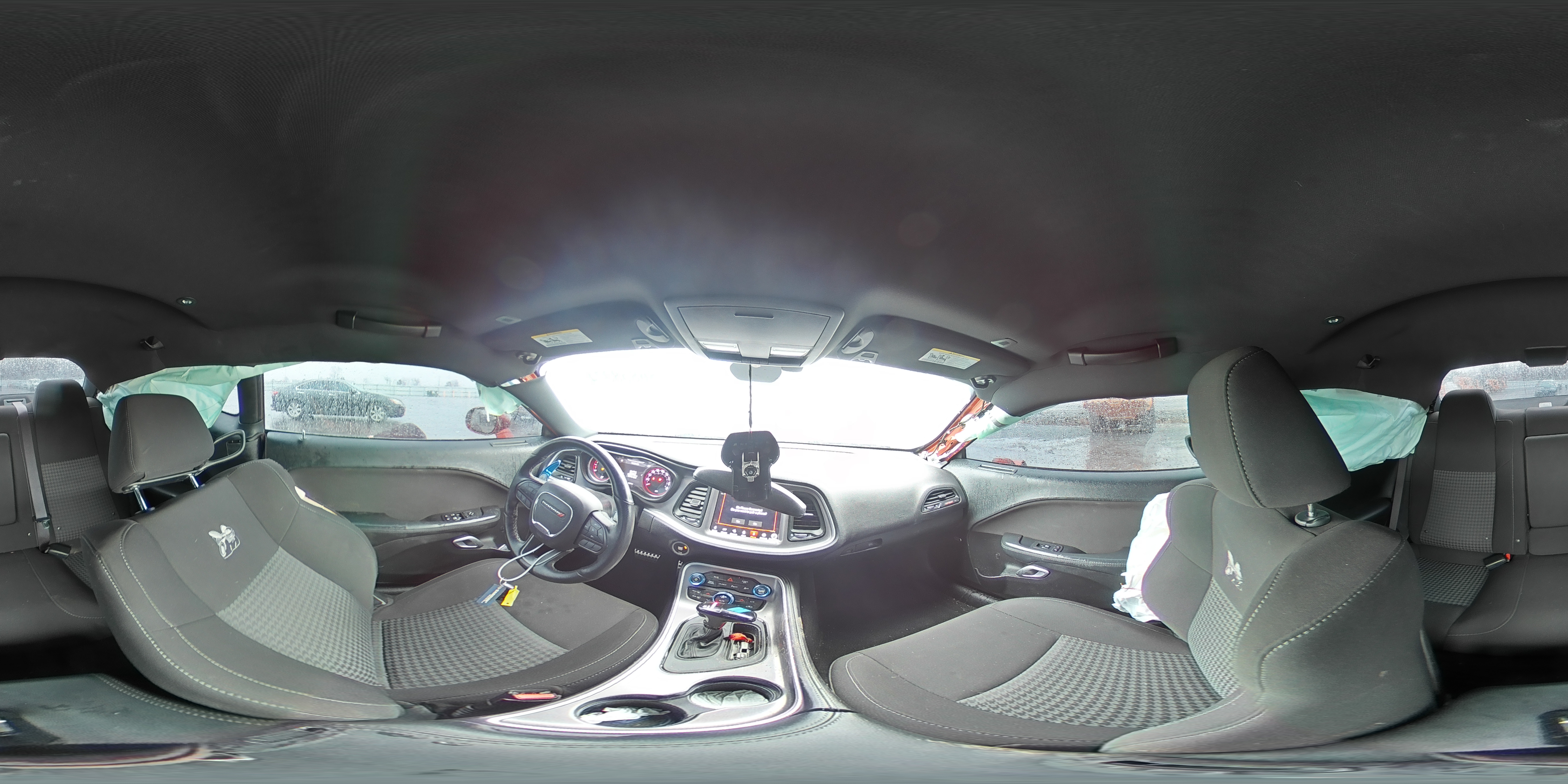 2020 Dodge Challenger - Image 13