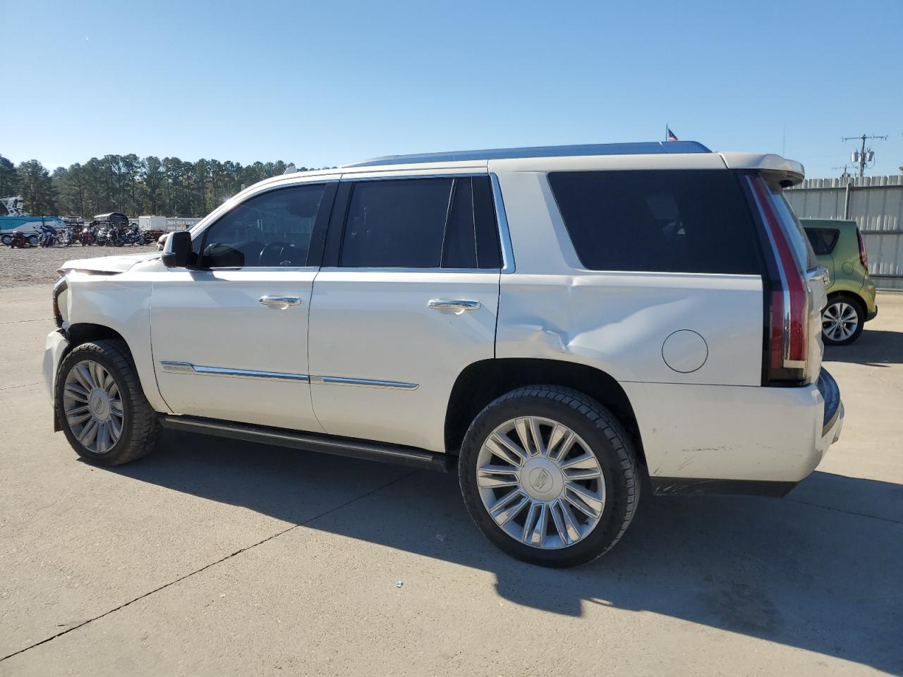 VIN 1GYS4NKJ1FR590367 2015 CADILLAC ESCALADE no.2