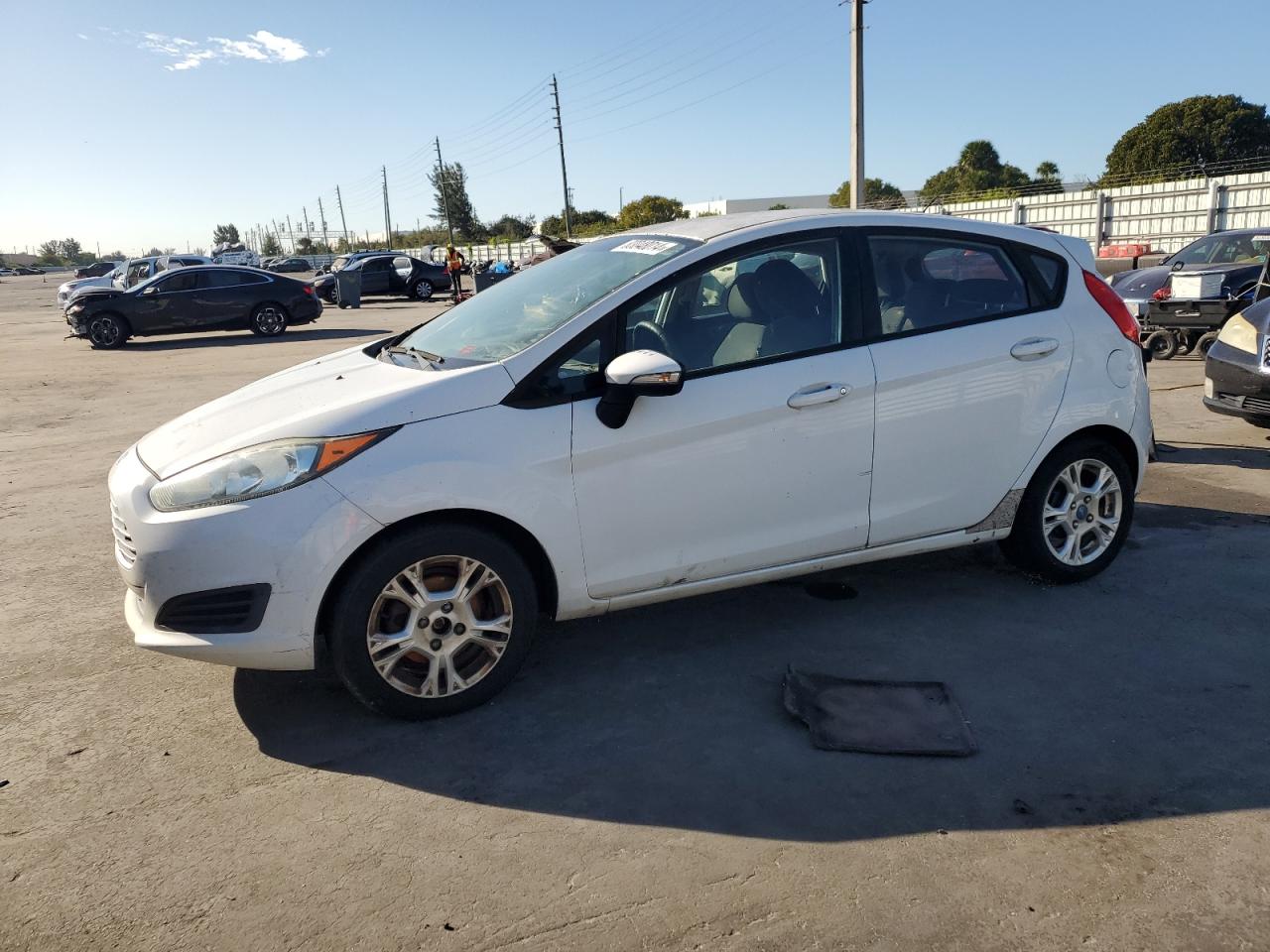 2014 Ford Fiesta - Image 1