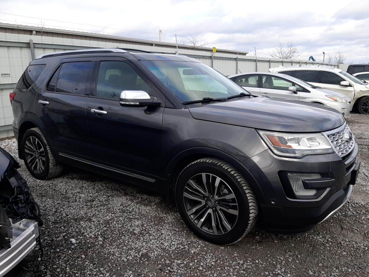 VIN 1FM5K8HT8GGC56235 2016 FORD EXPLORER no.4