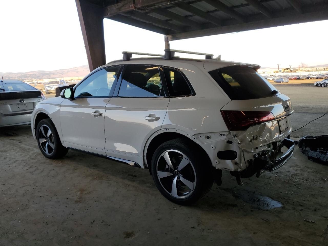 2023 Audi Q5 - Image 2