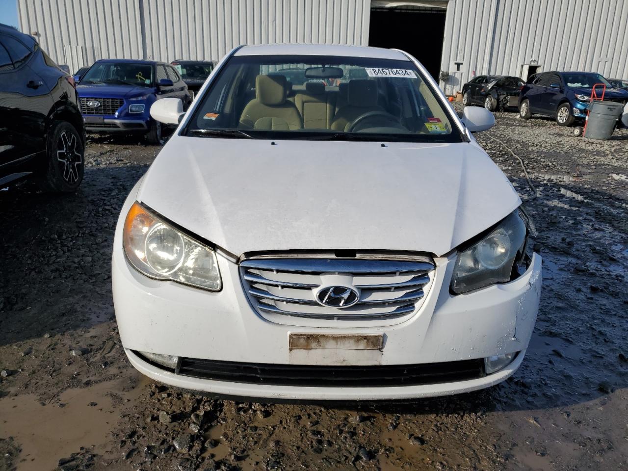 2010 Hyundai Elantra - Image 5