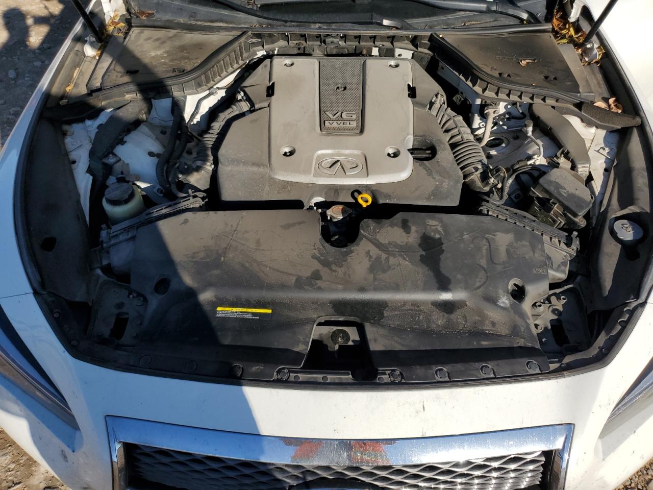 2015 Infiniti Q50 - Image 11