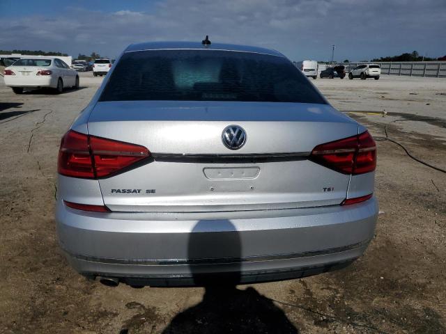  VOLKSWAGEN PASSAT 2016 Silver