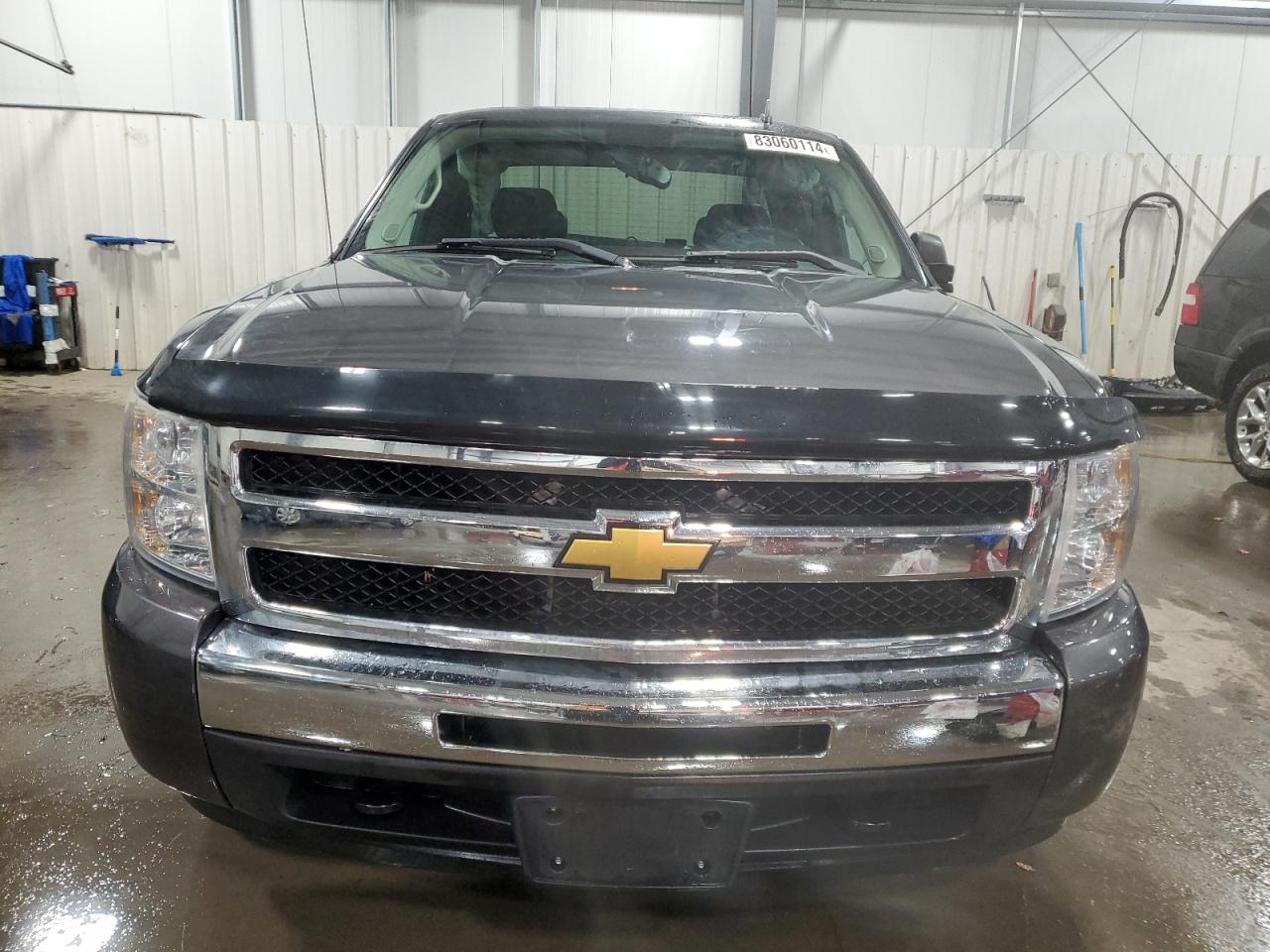 2010 Chevrolet Silverado - Image 5