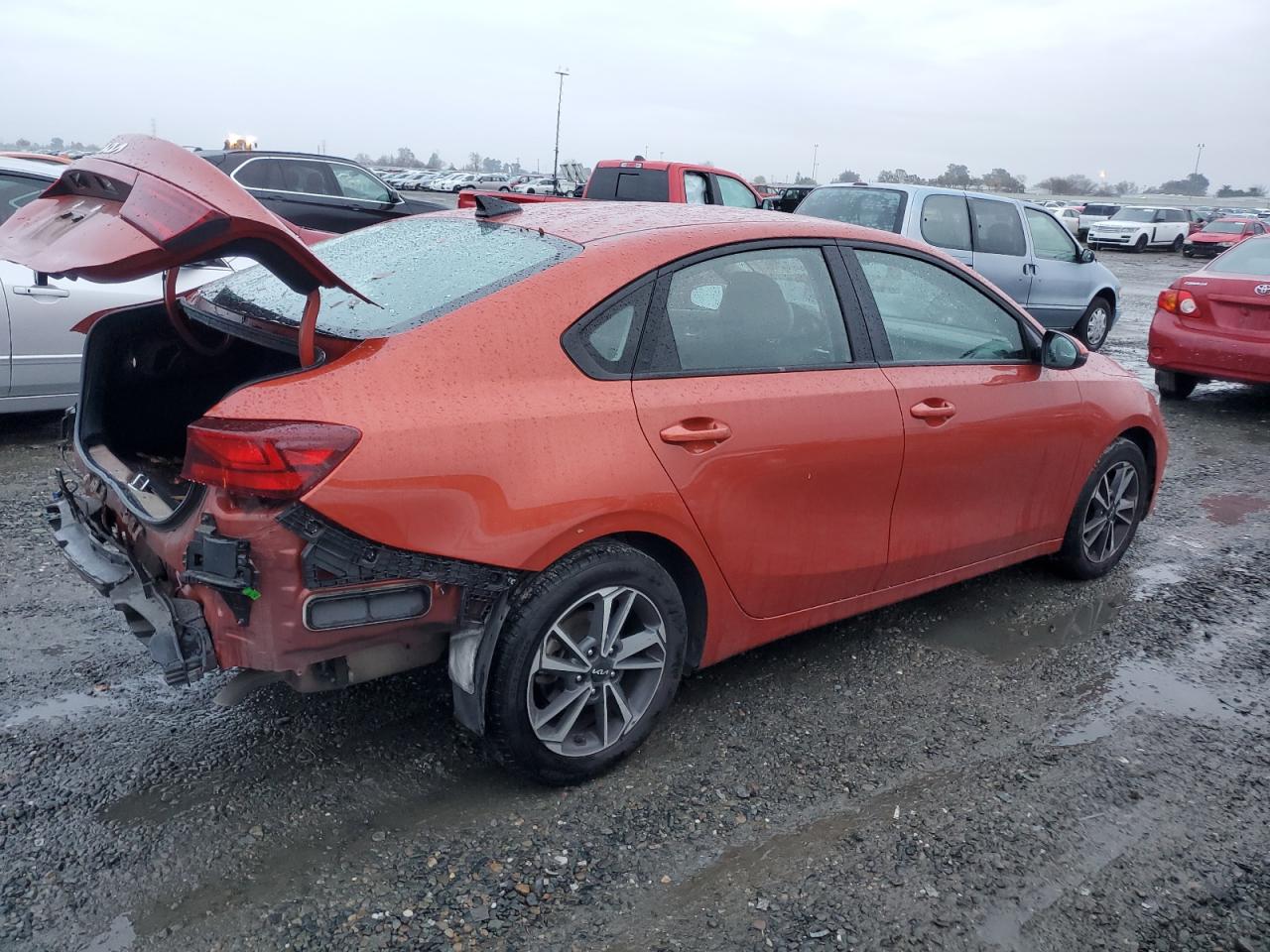 2023 Kia Forte - Image 3