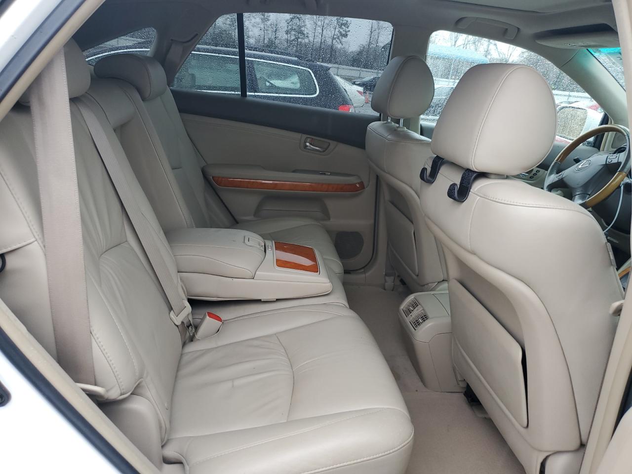 2007 Lexus RX - Image 10