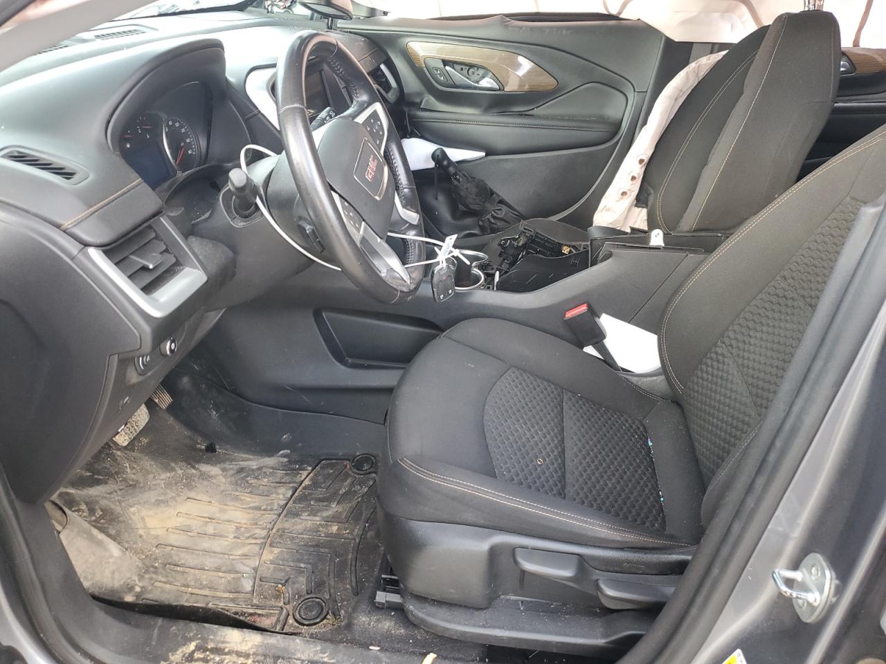 2020 GMC Terrain - Image 7