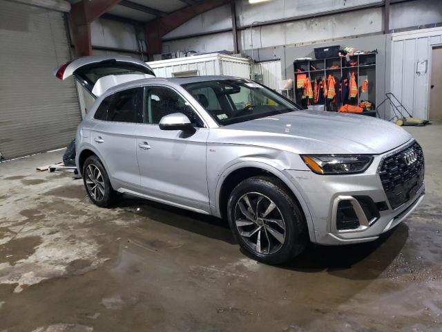  AUDI Q5 2023 Серебристый