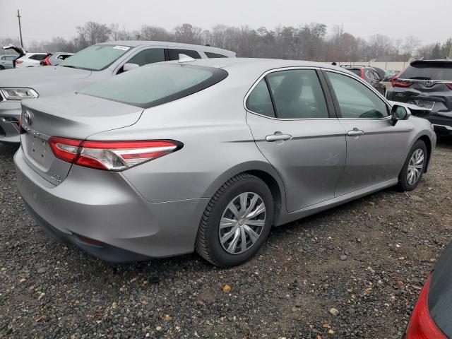  TOYOTA CAMRY 2019 Серебристый