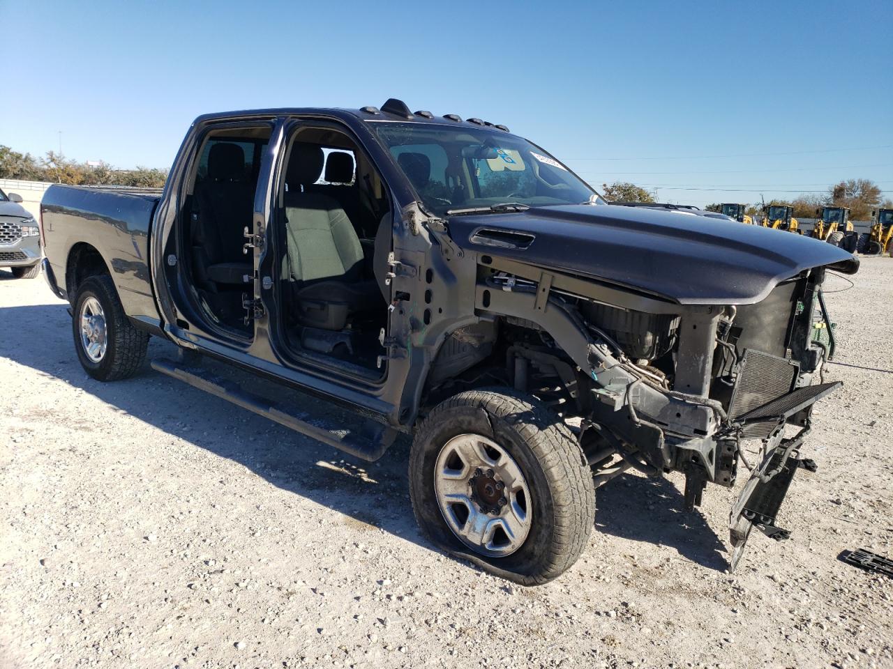 2019 RAM 2500 - Image 4
