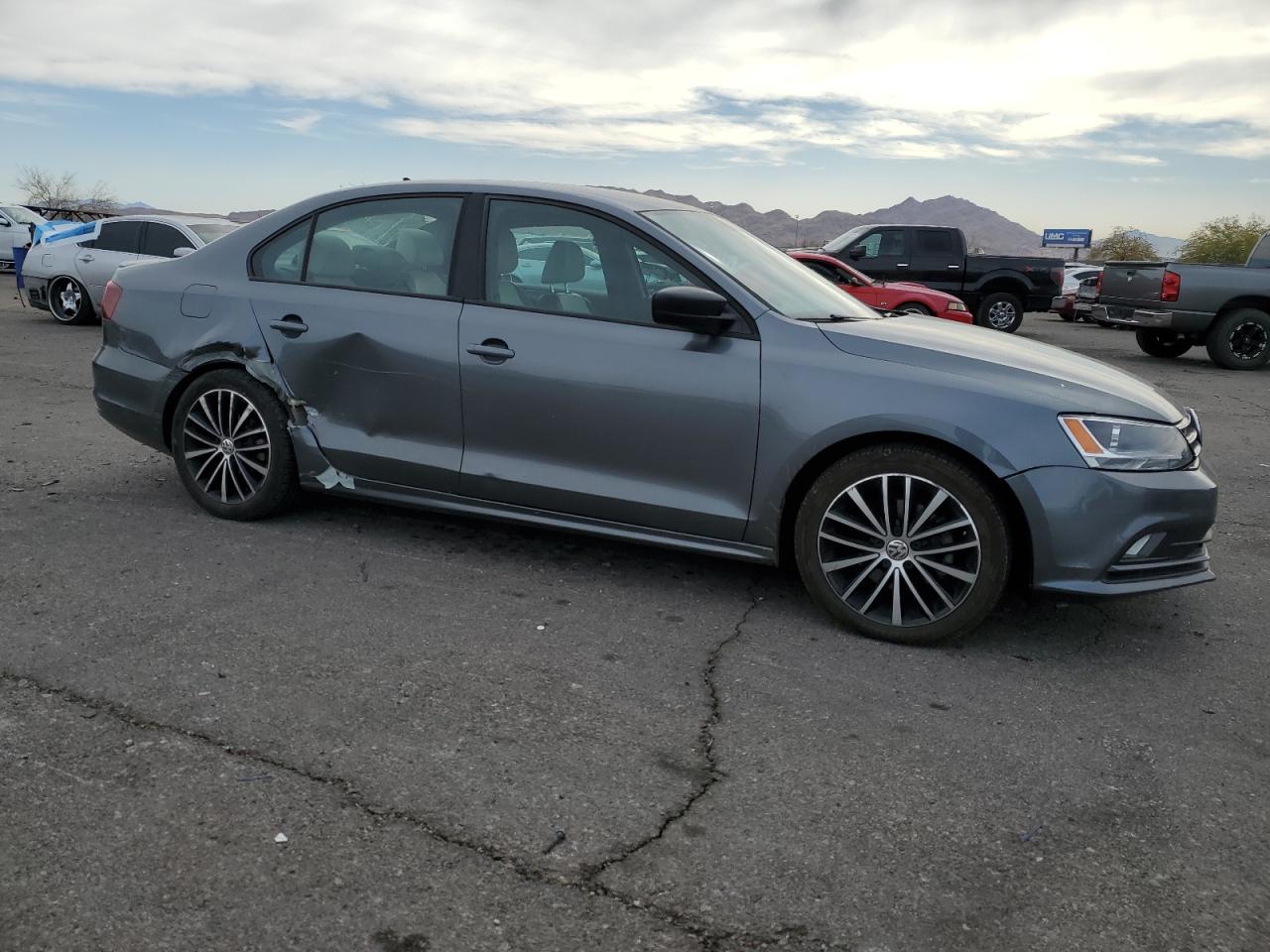 VIN 3VWD17AJ8GM391742 2016 VOLKSWAGEN JETTA no.4