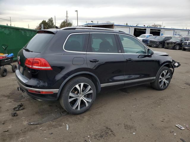 Паркетники VOLKSWAGEN TOUAREG 2017 Чорний