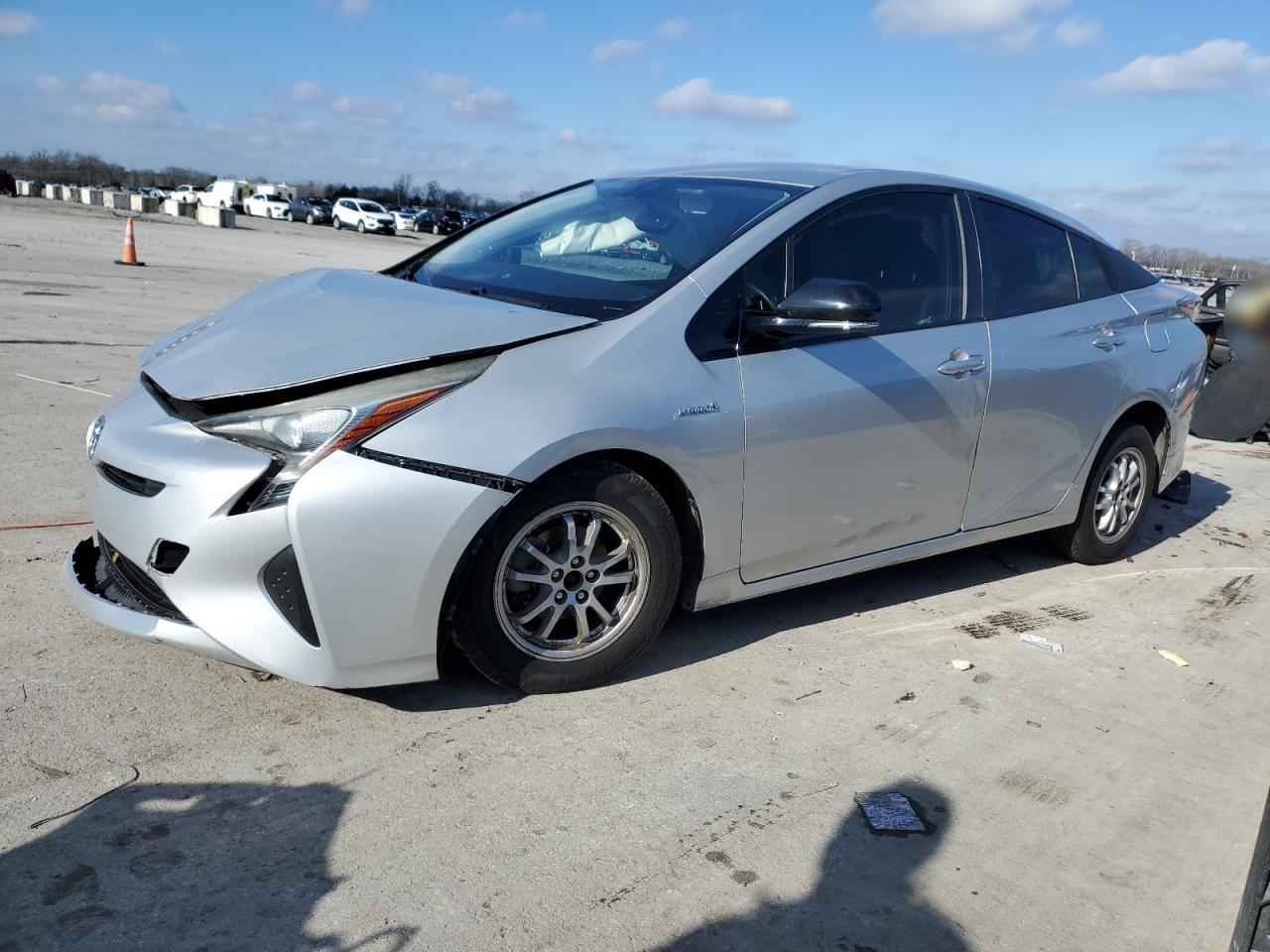 2016 Toyota Prius zu verkaufen in Lebanon, TN - Front End