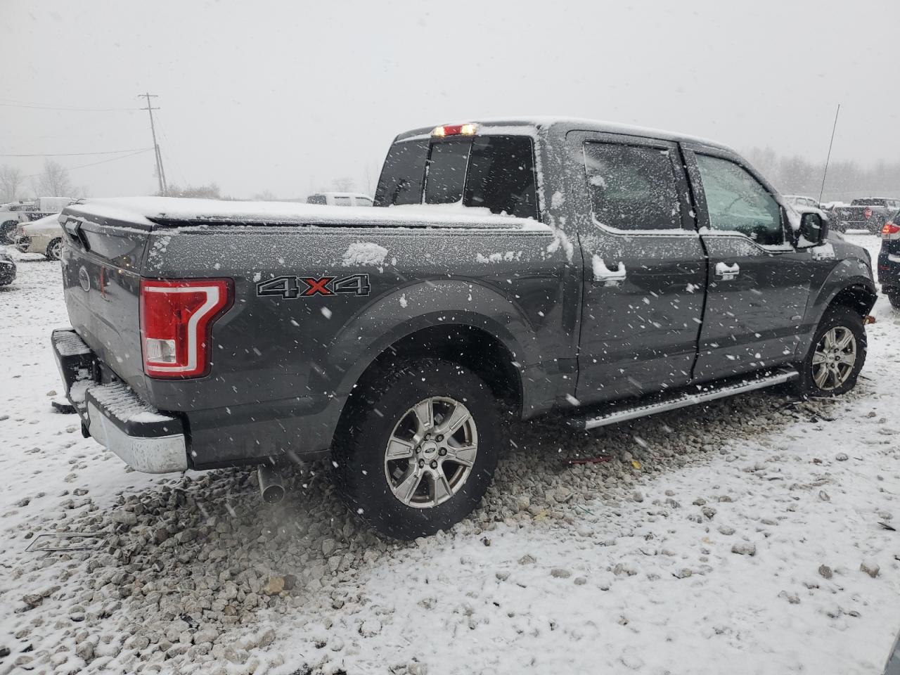 2015 Ford F-150 - Image 3