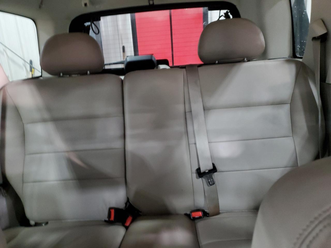 2008 Ford Escape - Image 10