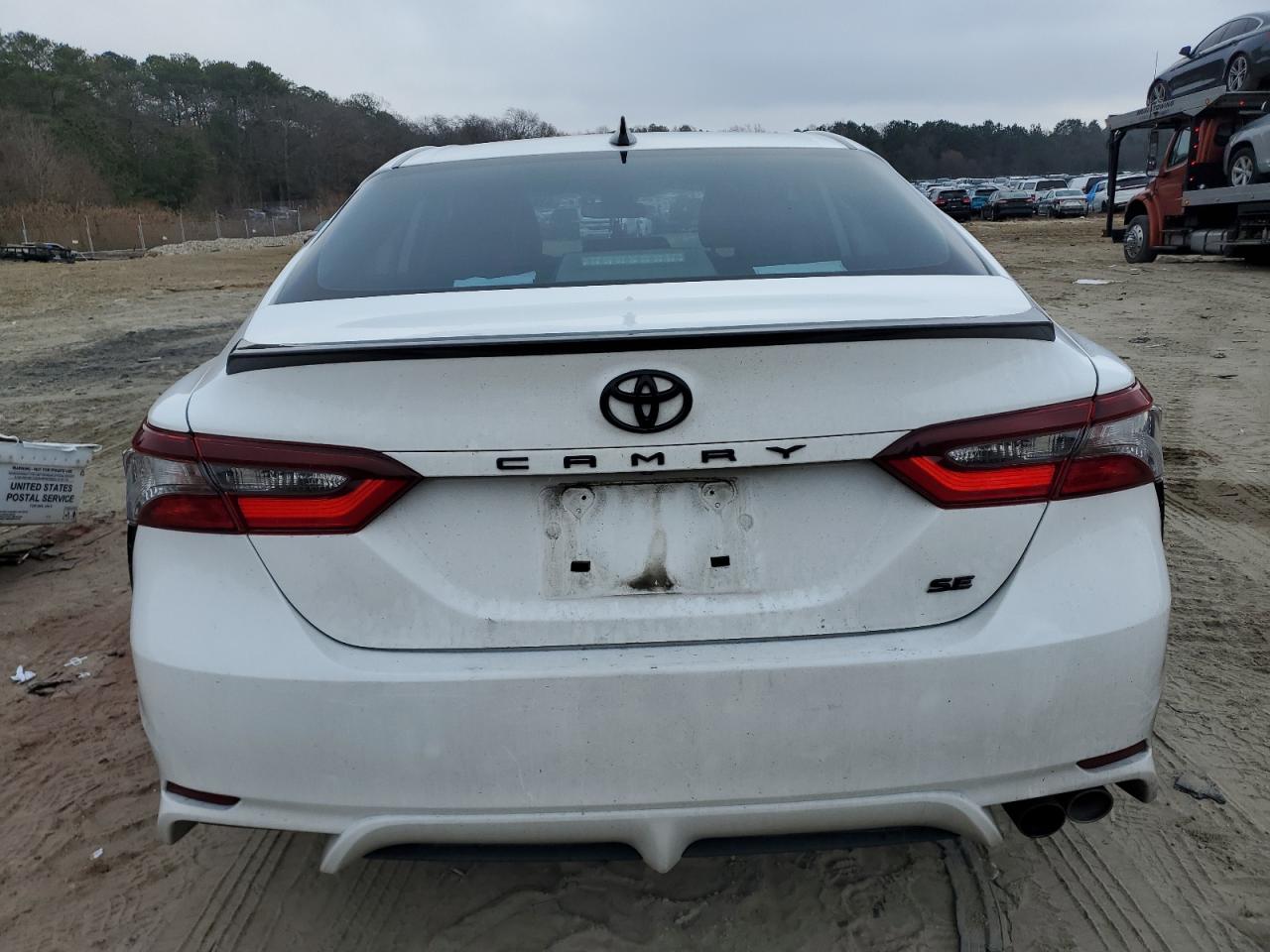 2022 Toyota Camry - Image 6