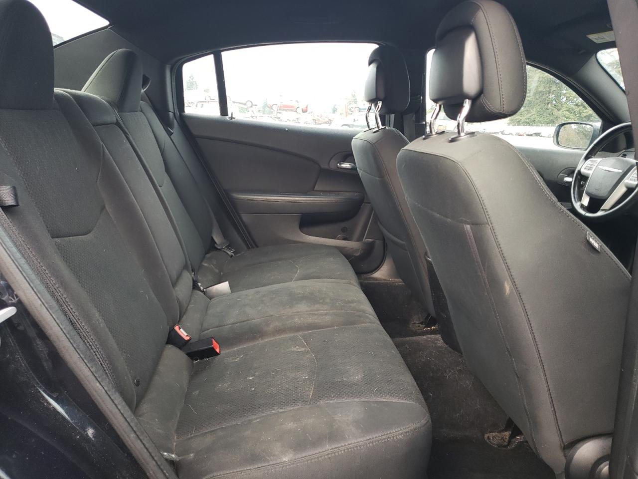 2011 Chrysler 200 Touring VIN: 1C3BC1FBXBN593102 Lot: 83122334