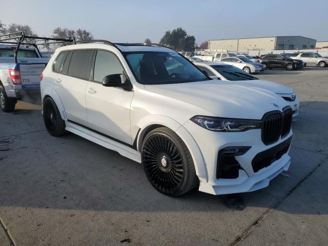  BMW X7 2022 Білий