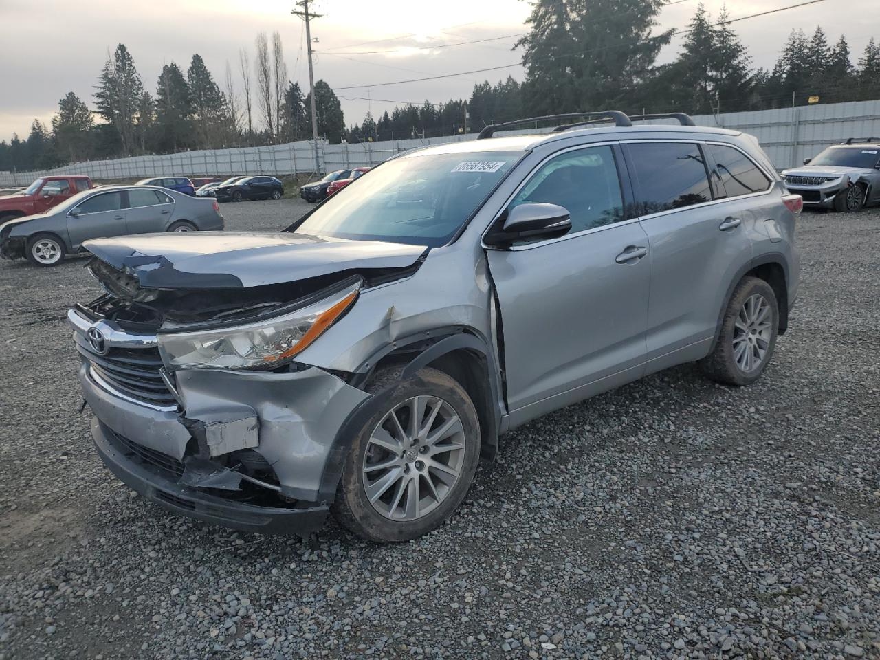 VIN 5TDJKRFH9FS162943 2015 TOYOTA HIGHLANDER no.1