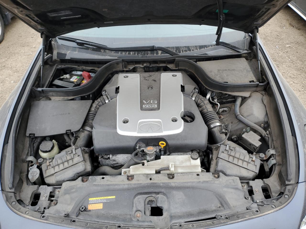 2011 Infiniti G - Image 11