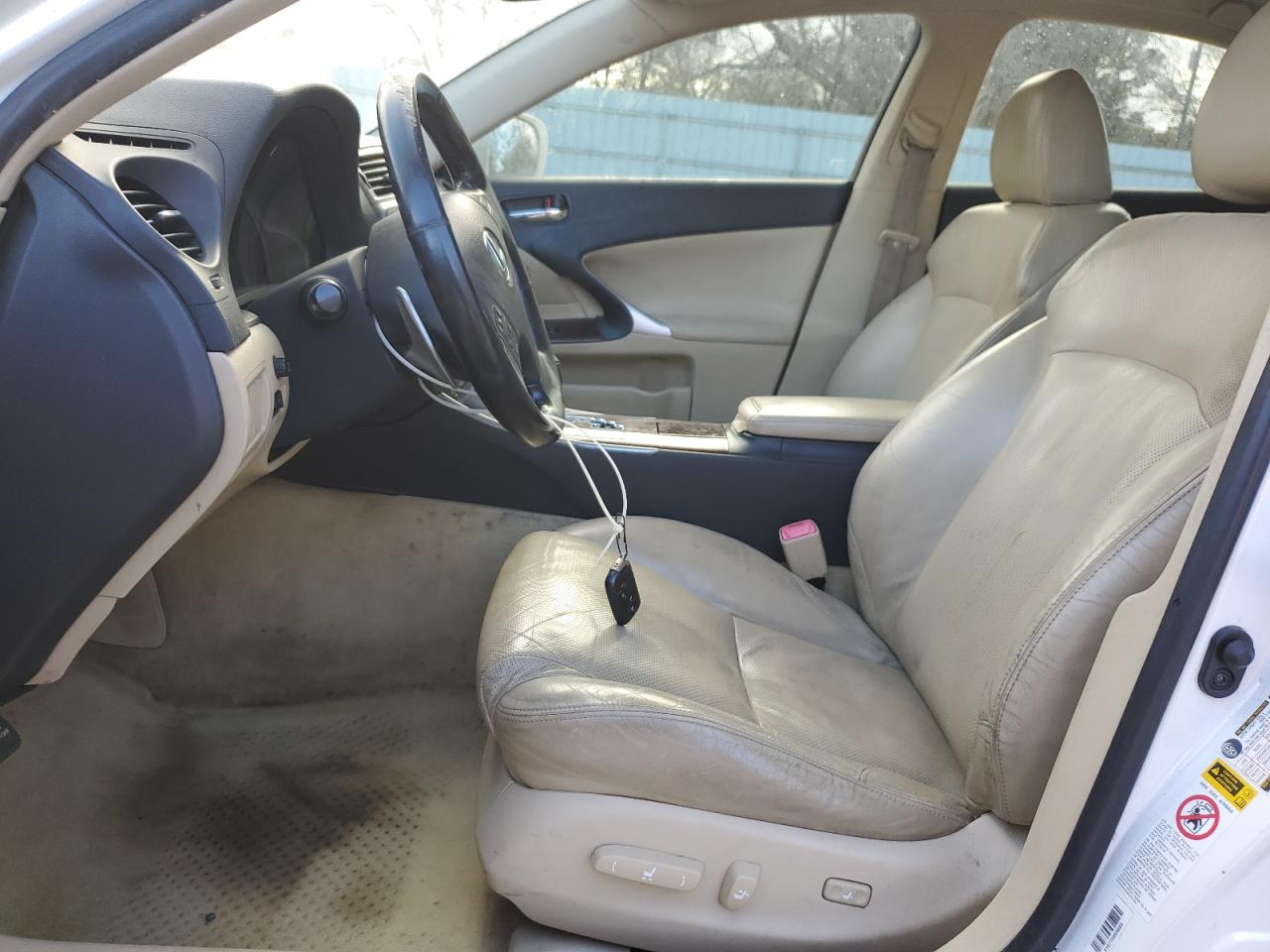 2007 Lexus IS - Image 7