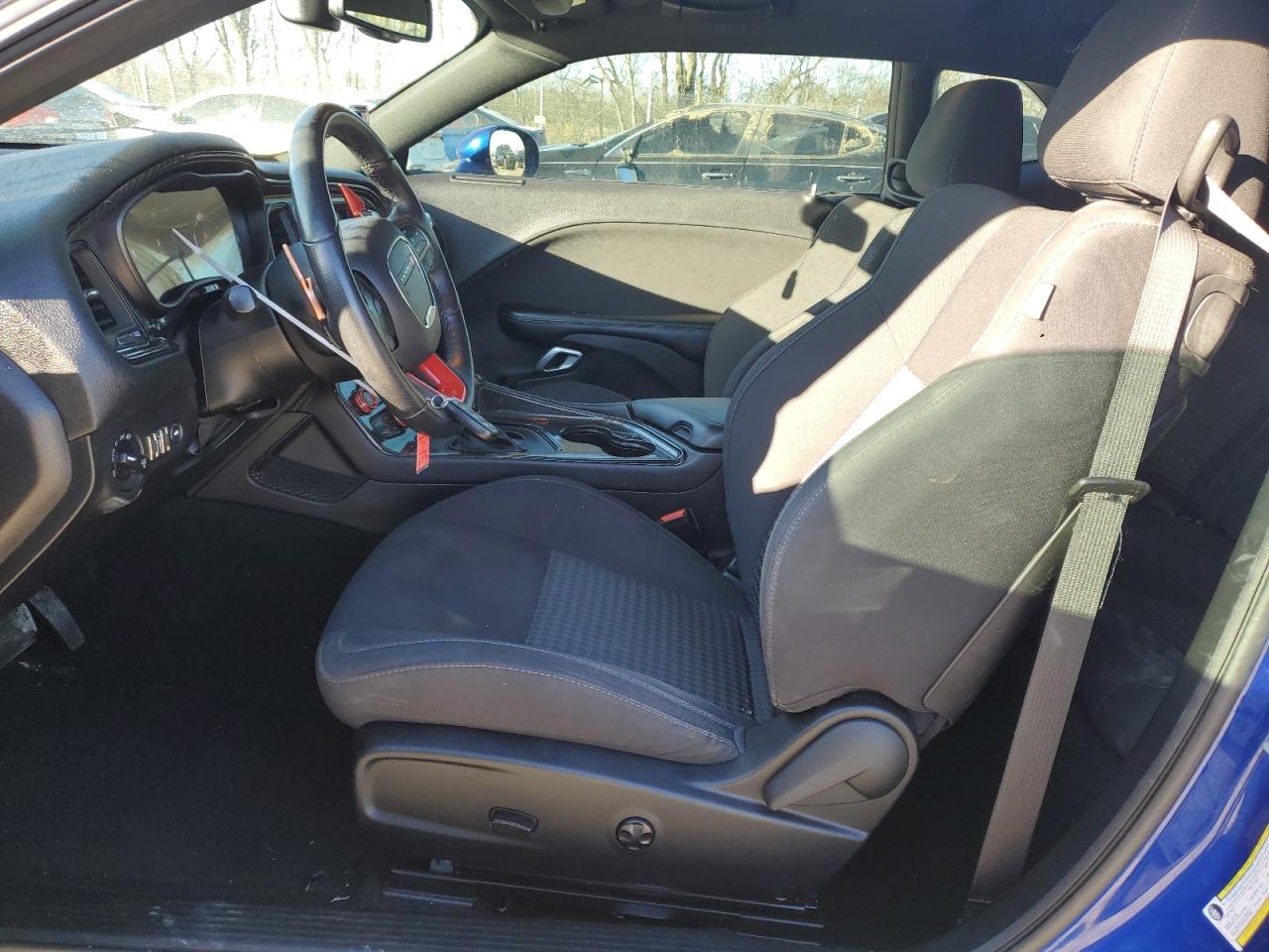 2019 Dodge Challenger - Image 7