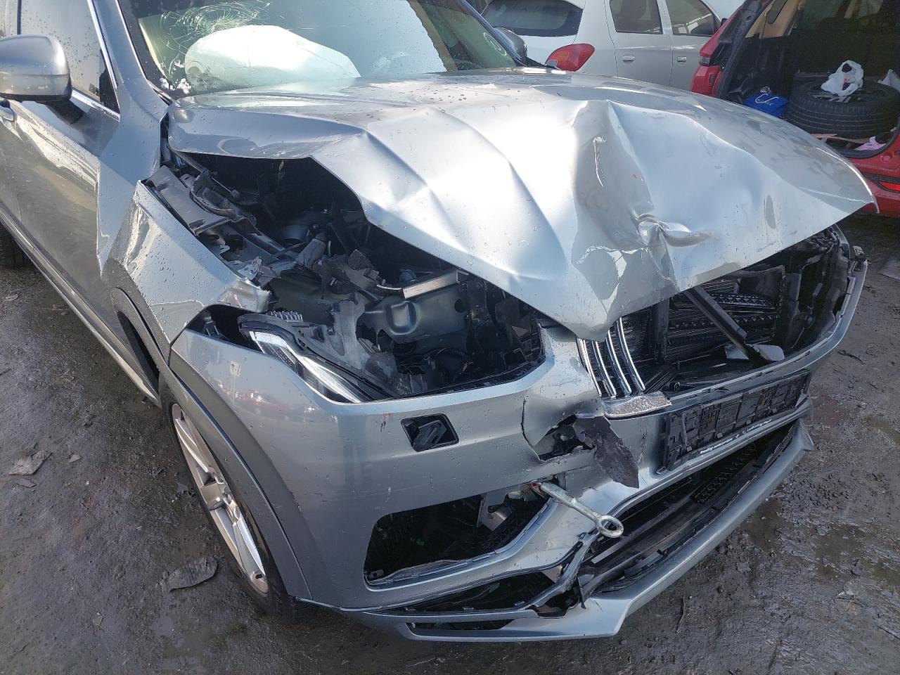 YV110ALF3L1580105 - 2020 Volvo XC90 - #84122564