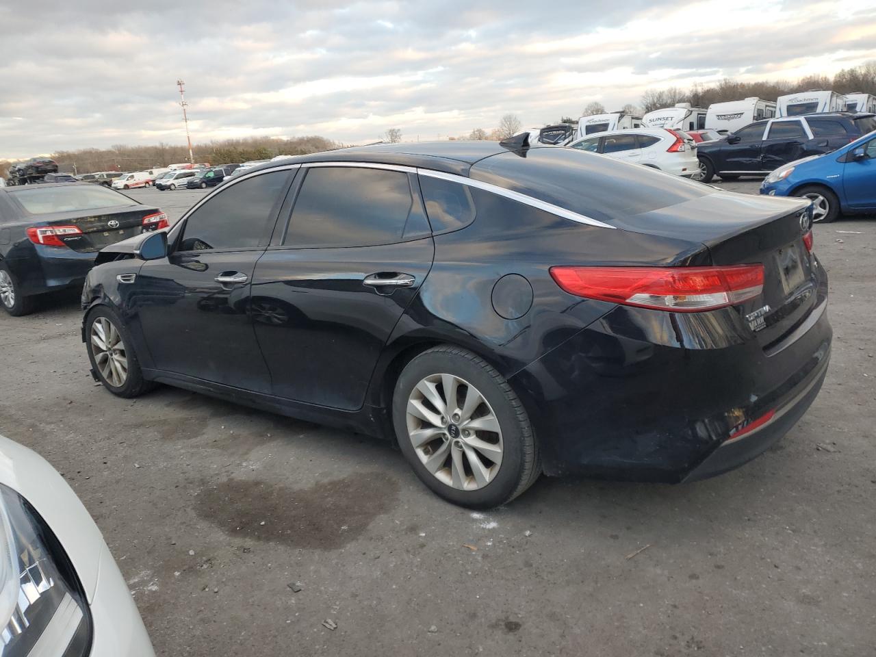 2016 Kia Optima - Image 2