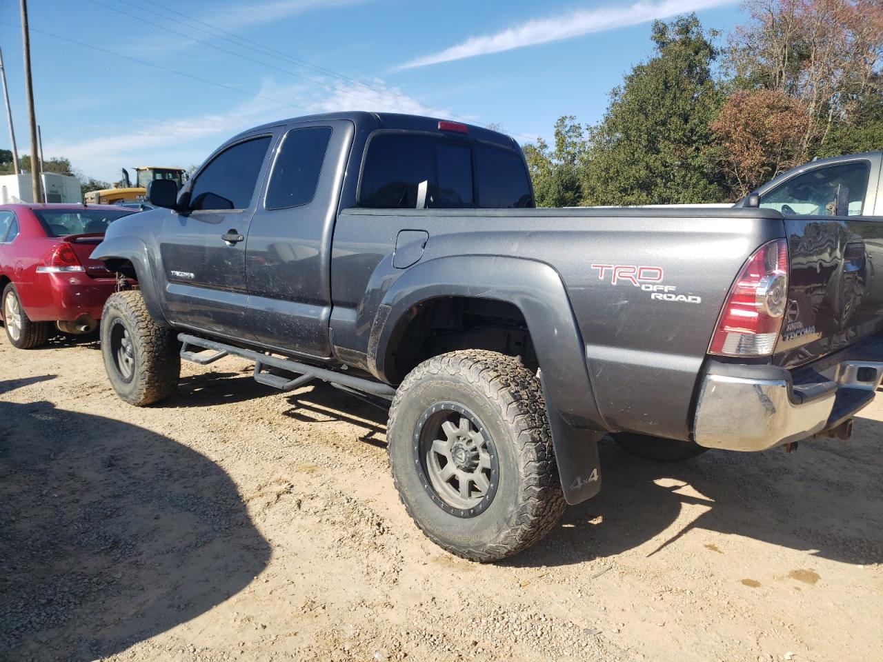 2011 Toyota Tacoma - Image 2