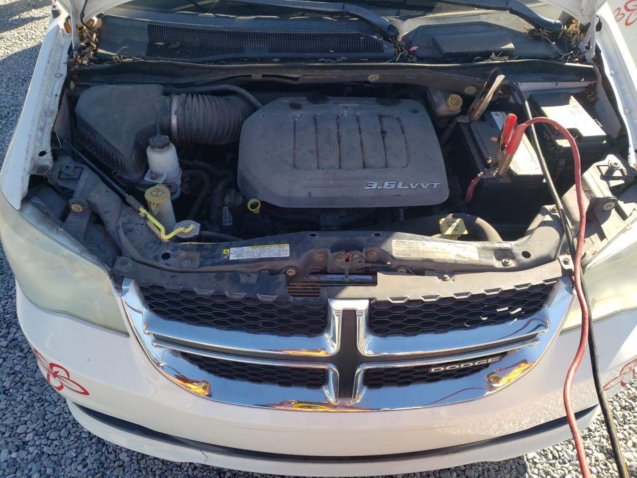 2012 Dodge Caravan - Image 12