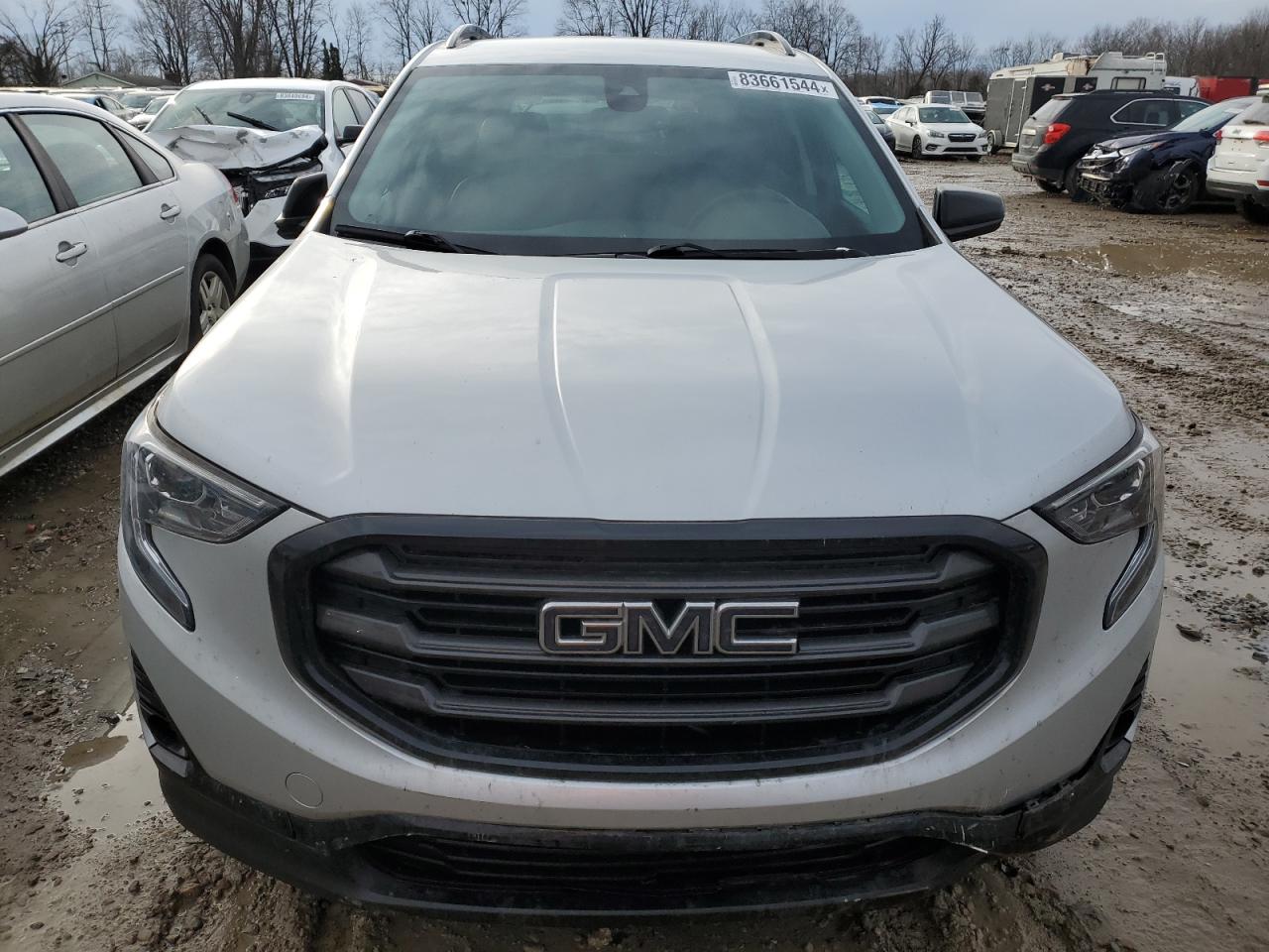 2021 GMC Terrain - Image 5