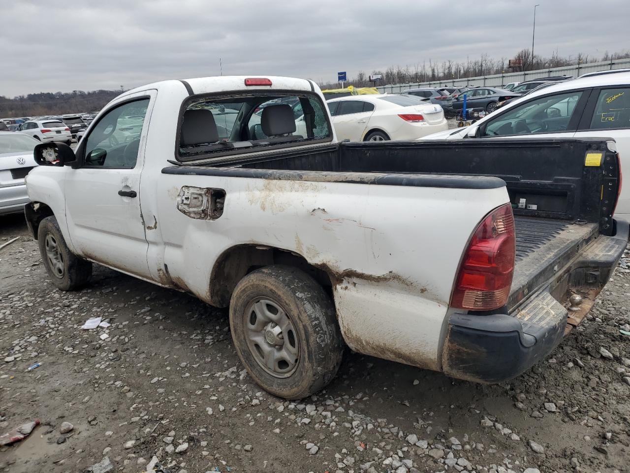2013 Toyota Tacoma - Image 2