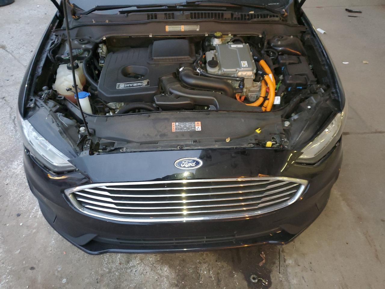 2020 Ford Fusion - Image 11