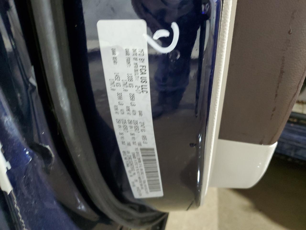 2017 Chrysler Pacifica - Image 16