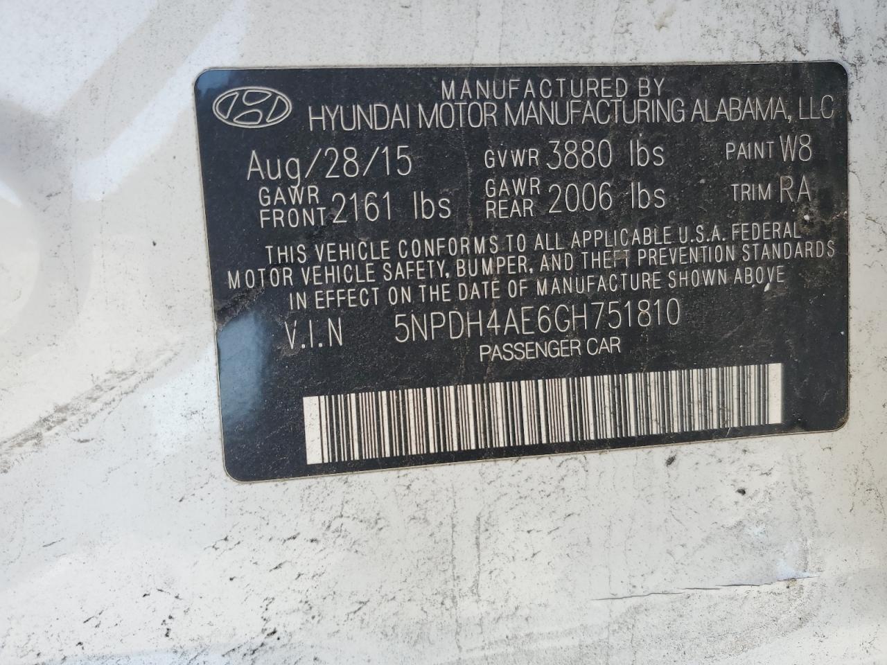 2016 Hyundai Elantra - Image 12
