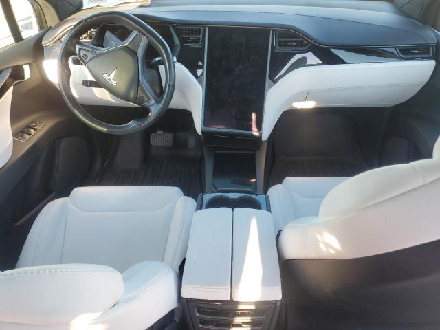  TESLA MODEL X 2019 Biały