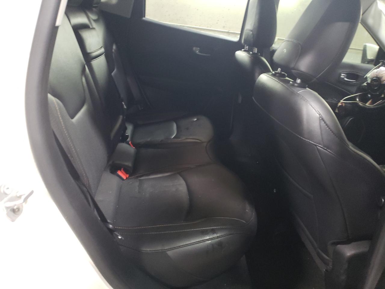 2019 Jeep Compass - Image 10