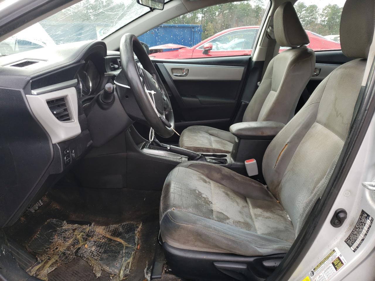 2015 Toyota Corolla L VIN: 5YFBURHE0FP257076 Lot: 84529044