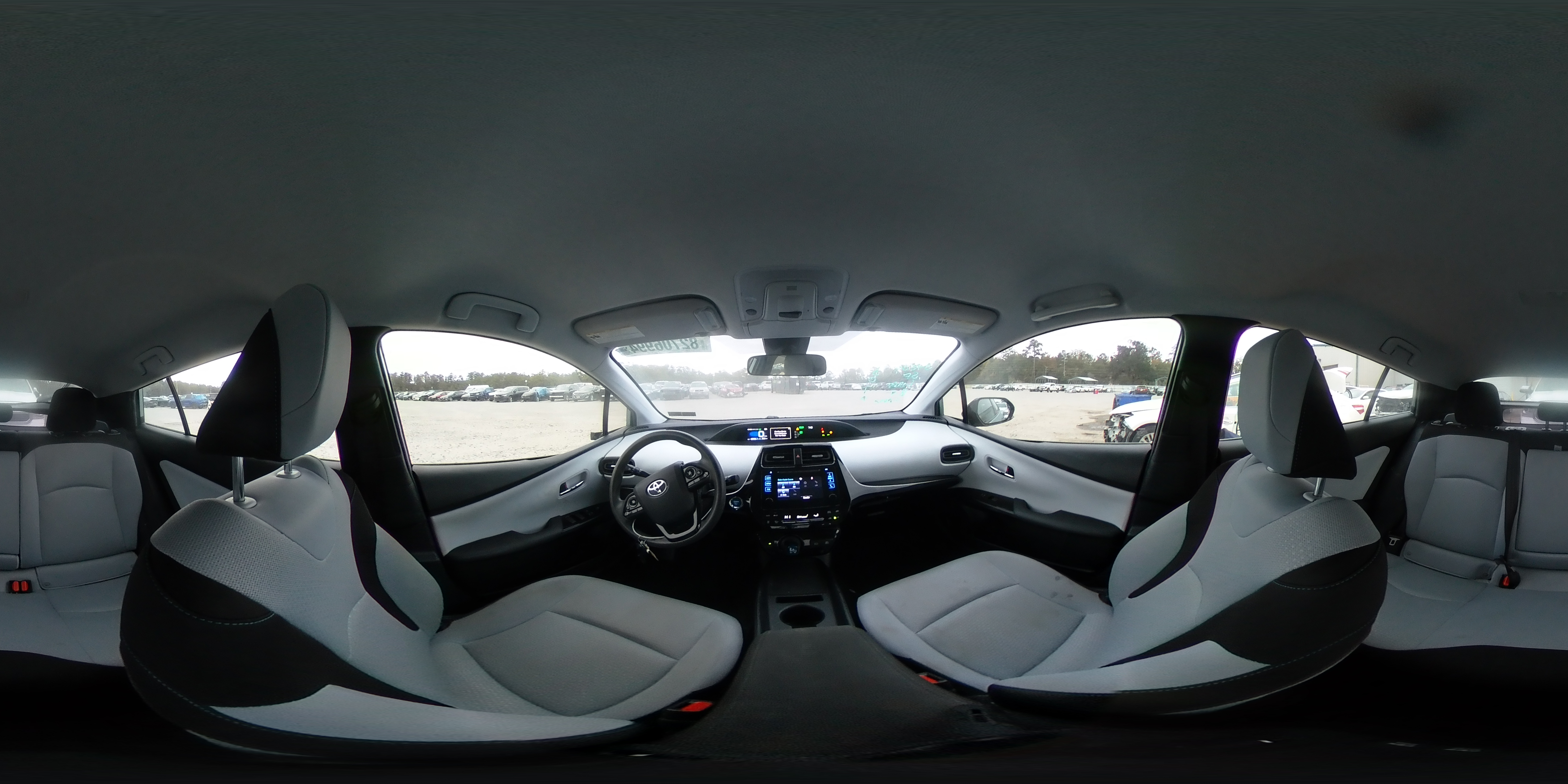 2019 Toyota Prius - Image 14