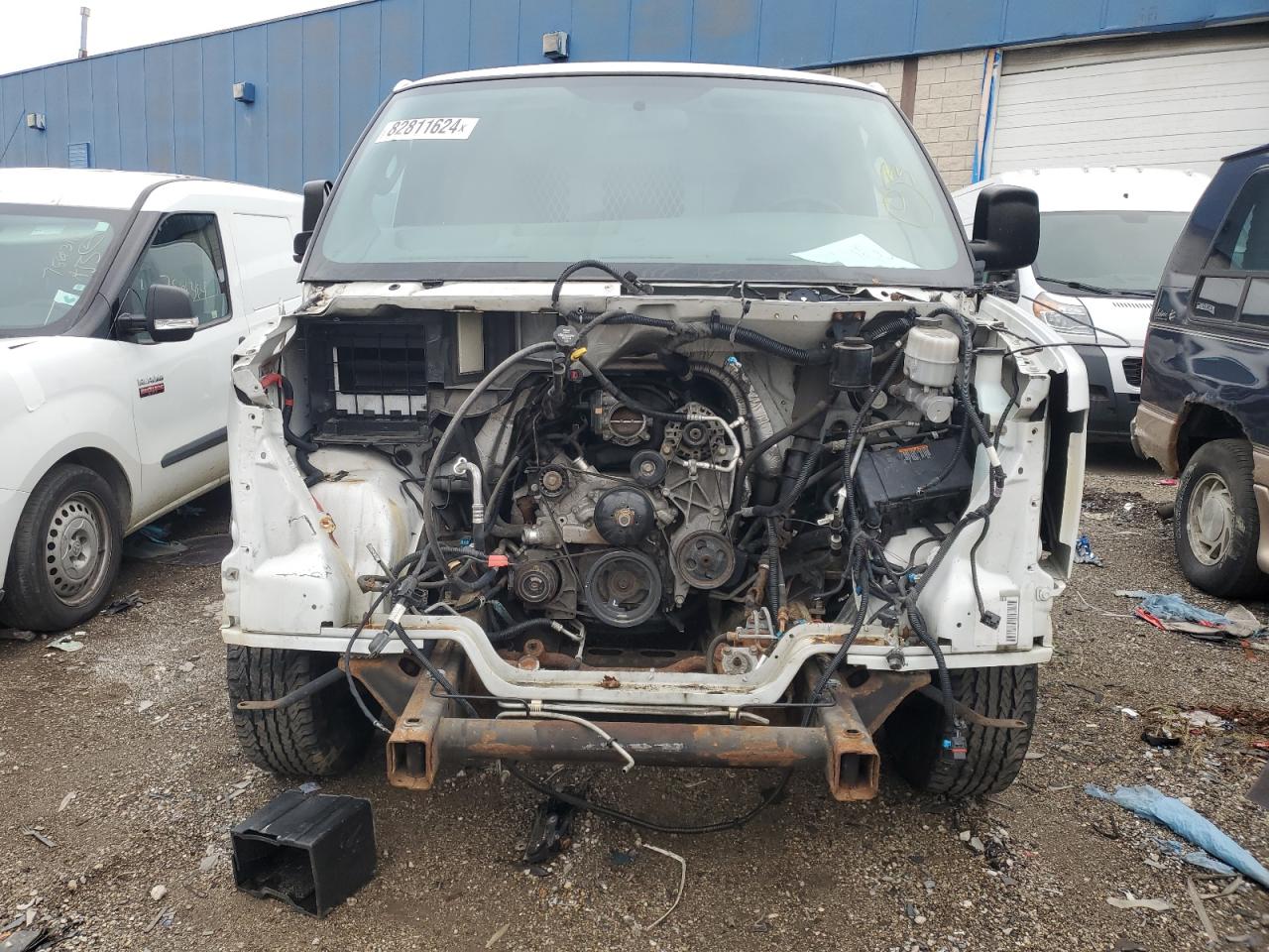 VIN 1GCWGAFF5H1107543 2017 CHEVROLET EXPRESS no.5