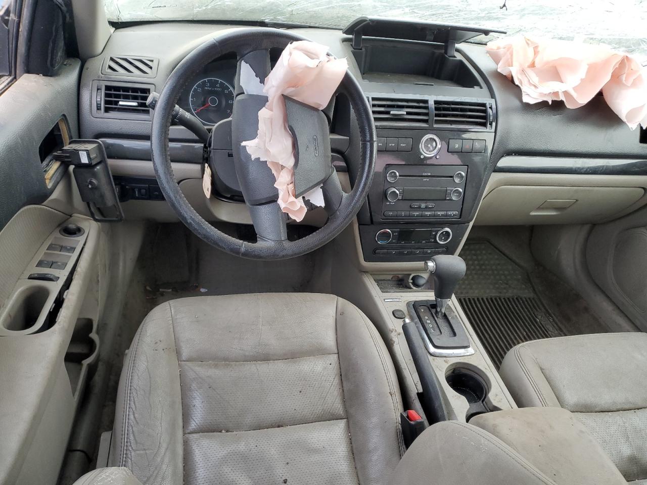 2009 Ford Fusion - Image 8