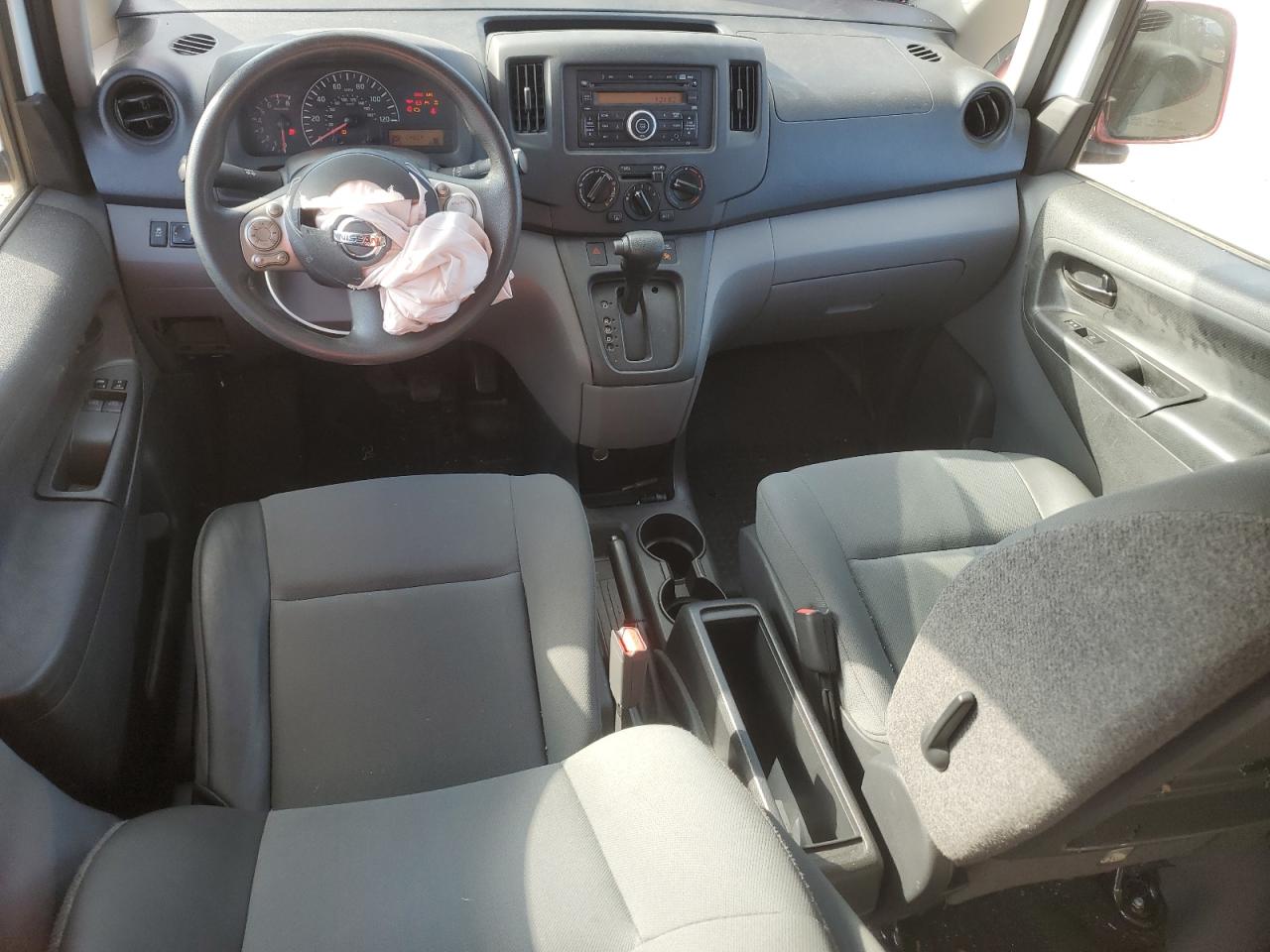 2017 Nissan NV - Image 8