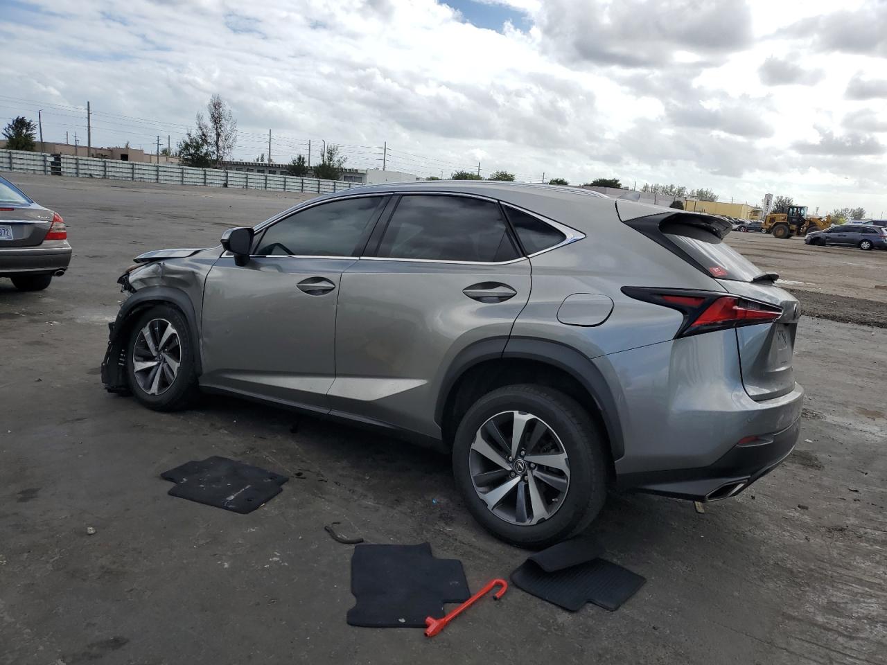 VIN JTJBARBZ2K2206821 2019 LEXUS NX no.2