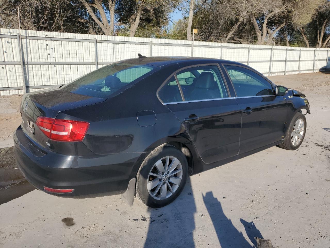 VIN 3VWLA7AJ6FM325409 2015 VOLKSWAGEN JETTA no.3